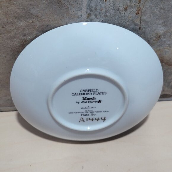 Garfield Calendar March Plate Jim Davis Plate No A 1444 Danbury Mint - Picture 6 of 14